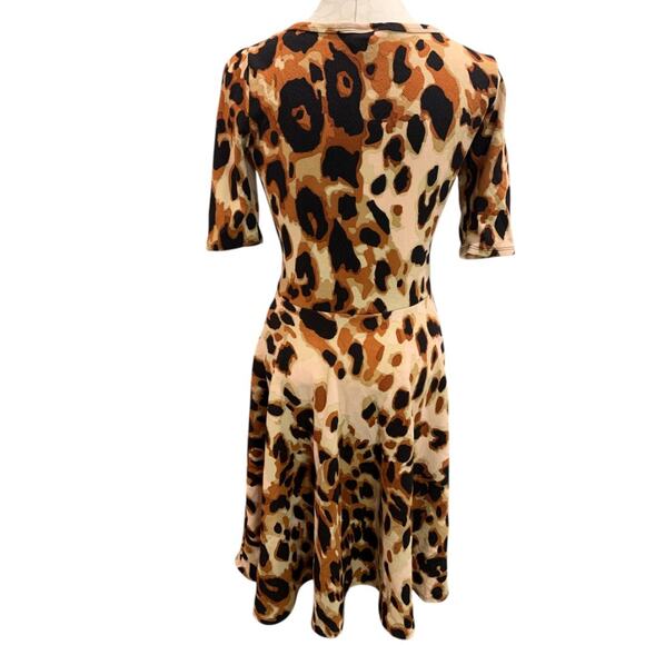 Medium LulaRoe Nicole Dress Scoop Neck Animal Print - Picture 6 of 9
